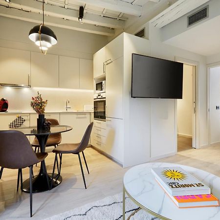 Canvas Apartments & Lofts ז'ירונה מראה חיצוני תמונה